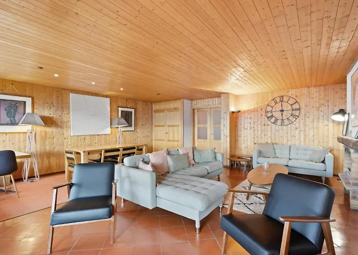 Appartement Mars 503 Sur La Place Du Village A Avec Vue Sur Les Alpes