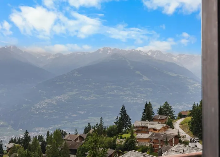Mars 503 Sur La Place Du Village A Avec Vue Sur Les Alpes Appartement